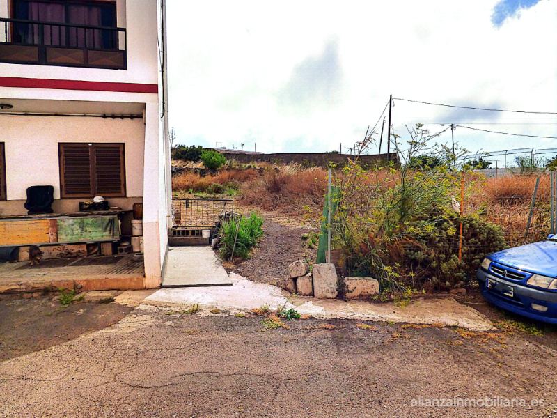 Terreno urbano in vendita in Calle Alicante — La Laguna, San Cristóbal de la Laguna